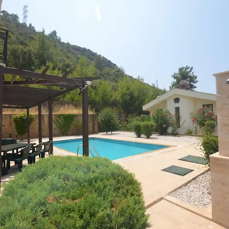 Villa Pinewood